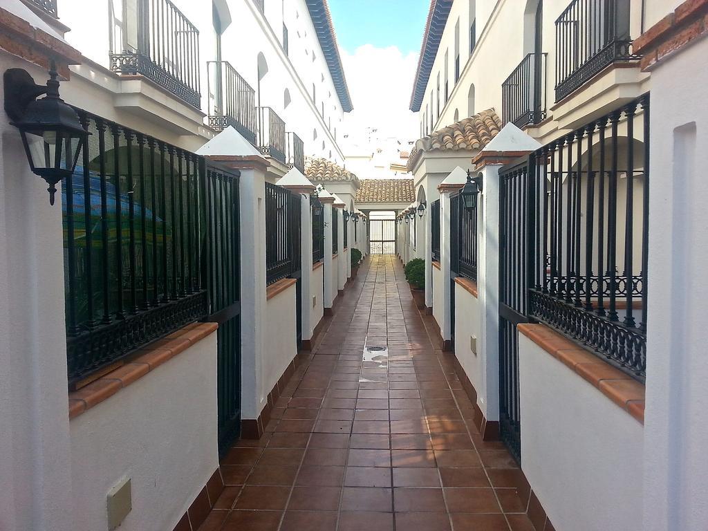 Velez Apartment Velez de Benaudalla Exterior photo